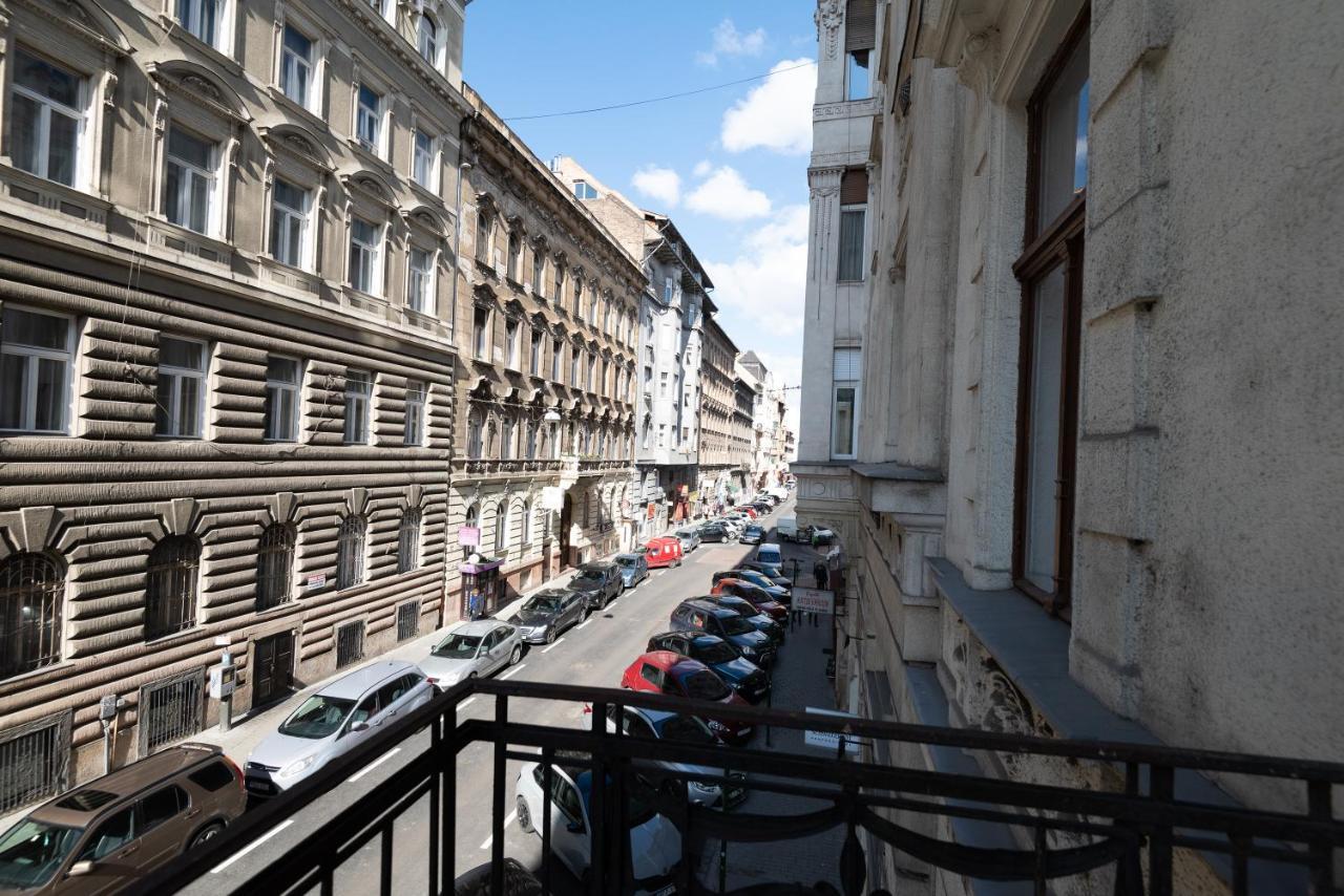 Standard Apartment By Hi5 - West End Center Budapest Exterior photo